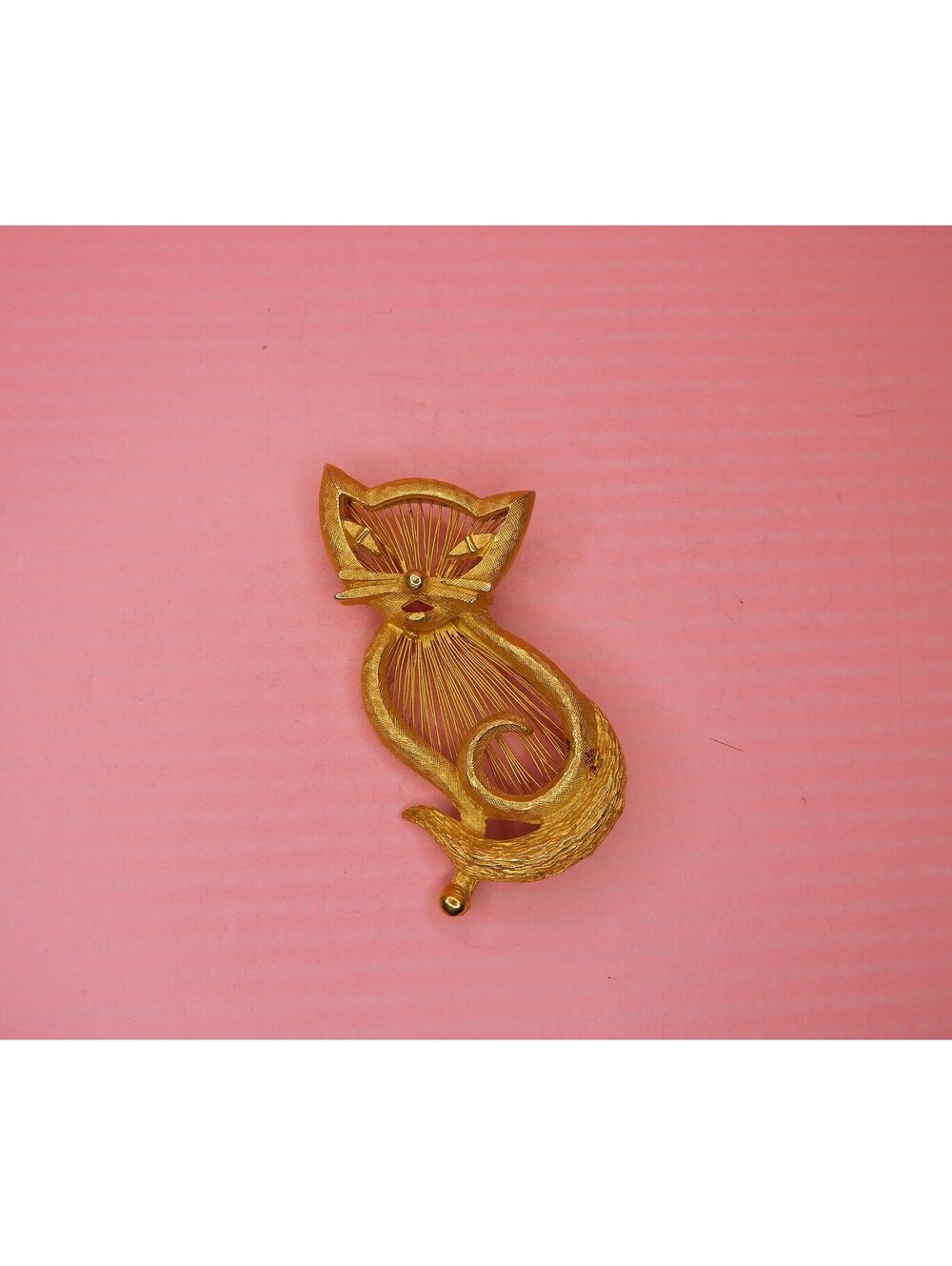 Vintage Monet Cat Pin Gold Wire